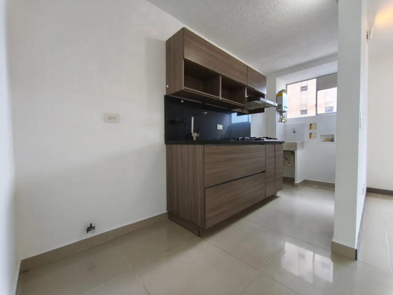 Arriendo Apartamento Grande al Lado del Centro Comercial Mayorca, Torres de Mayorca, Sabaneta - foto 4