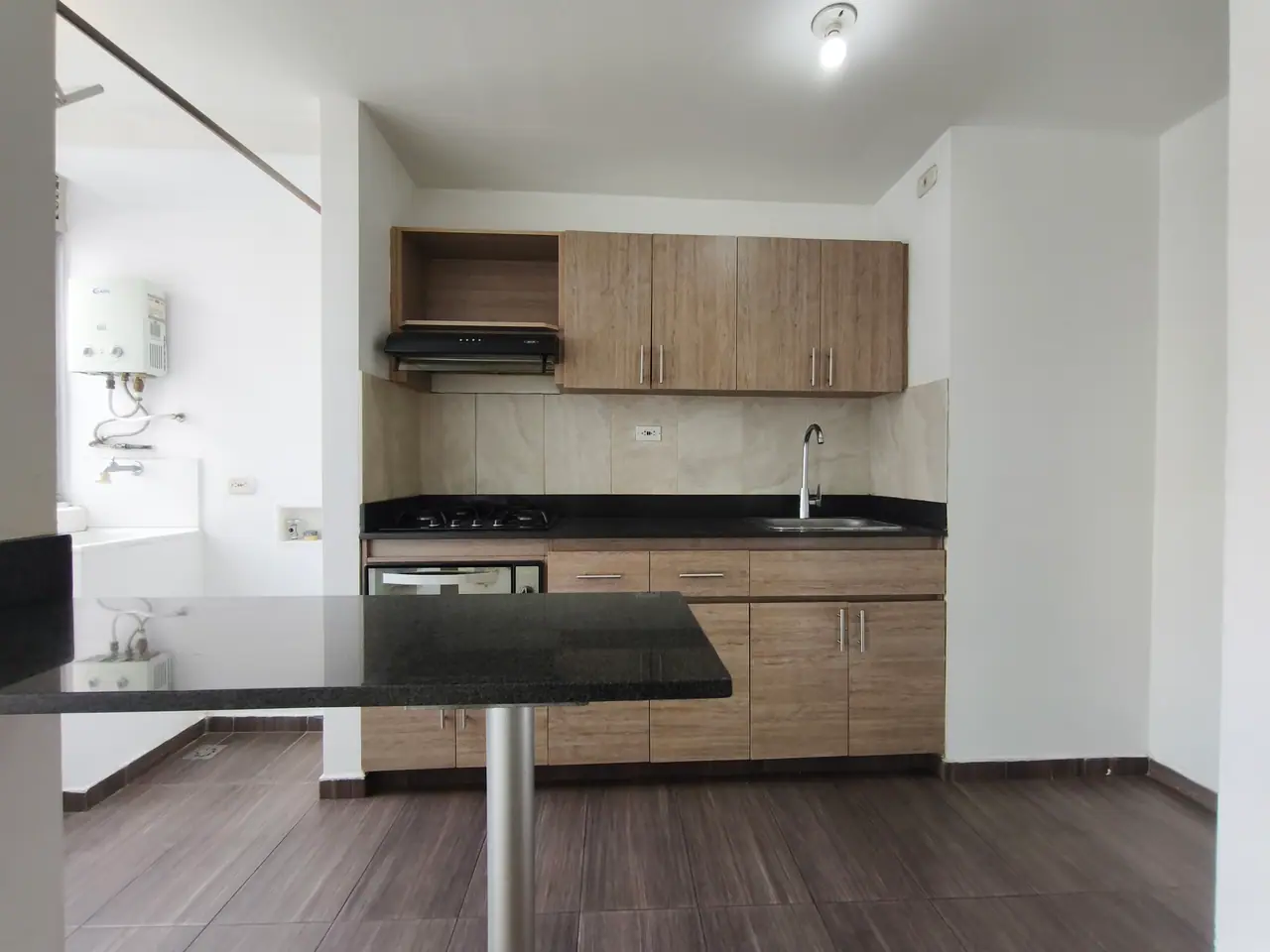 Apartamento Grande en Arriendo Zona Plana en Sabaneta, Manzana Once , Sabaneta - foto 4