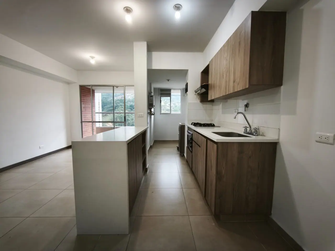  Apartamento amplio, moderno y con vista al bosque | Ciudad del Bosque 2, Ciudad del Bosque 2 , Sabaneta - foto 5