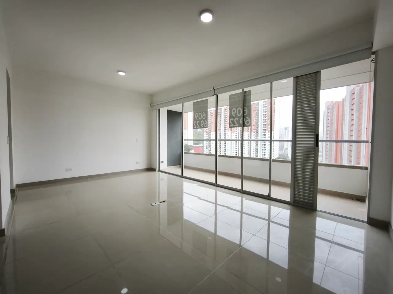 Vive en las Alturas! Exclusivo Loft de 45 m² en Monteazul con Vista Panorámica a la Ciudad