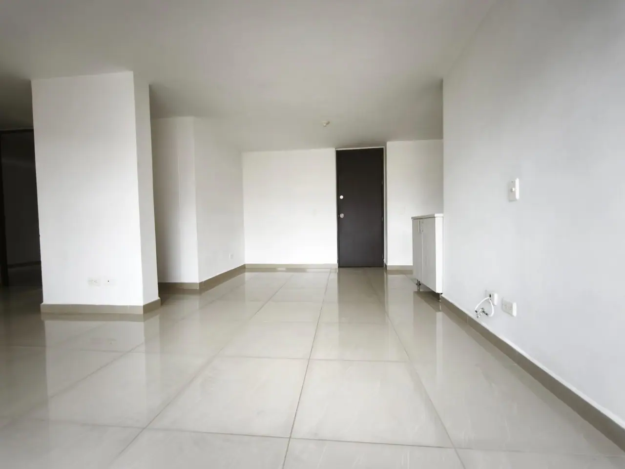 ¿Buscas vista a la ciudad y buena ubicación? Apartamento disponible en Vegas Plaza, Vegas Plaza, Sabaneta  - foto 3