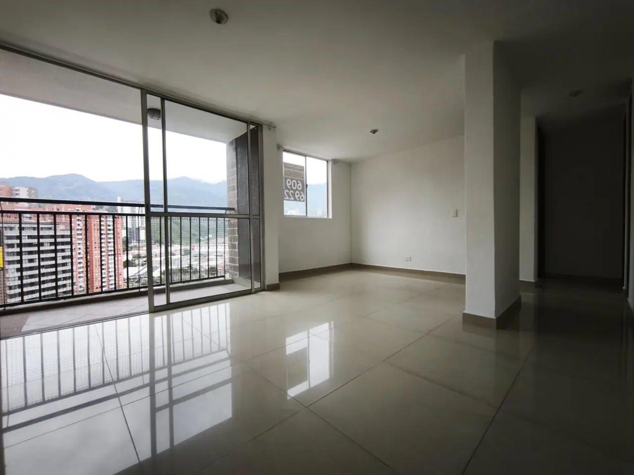 ¿Buscas vista a la ciudad y buena ubicación? Apartamento disponible en Vegas Plaza, Vegas Plaza, Sabaneta  - foto 2