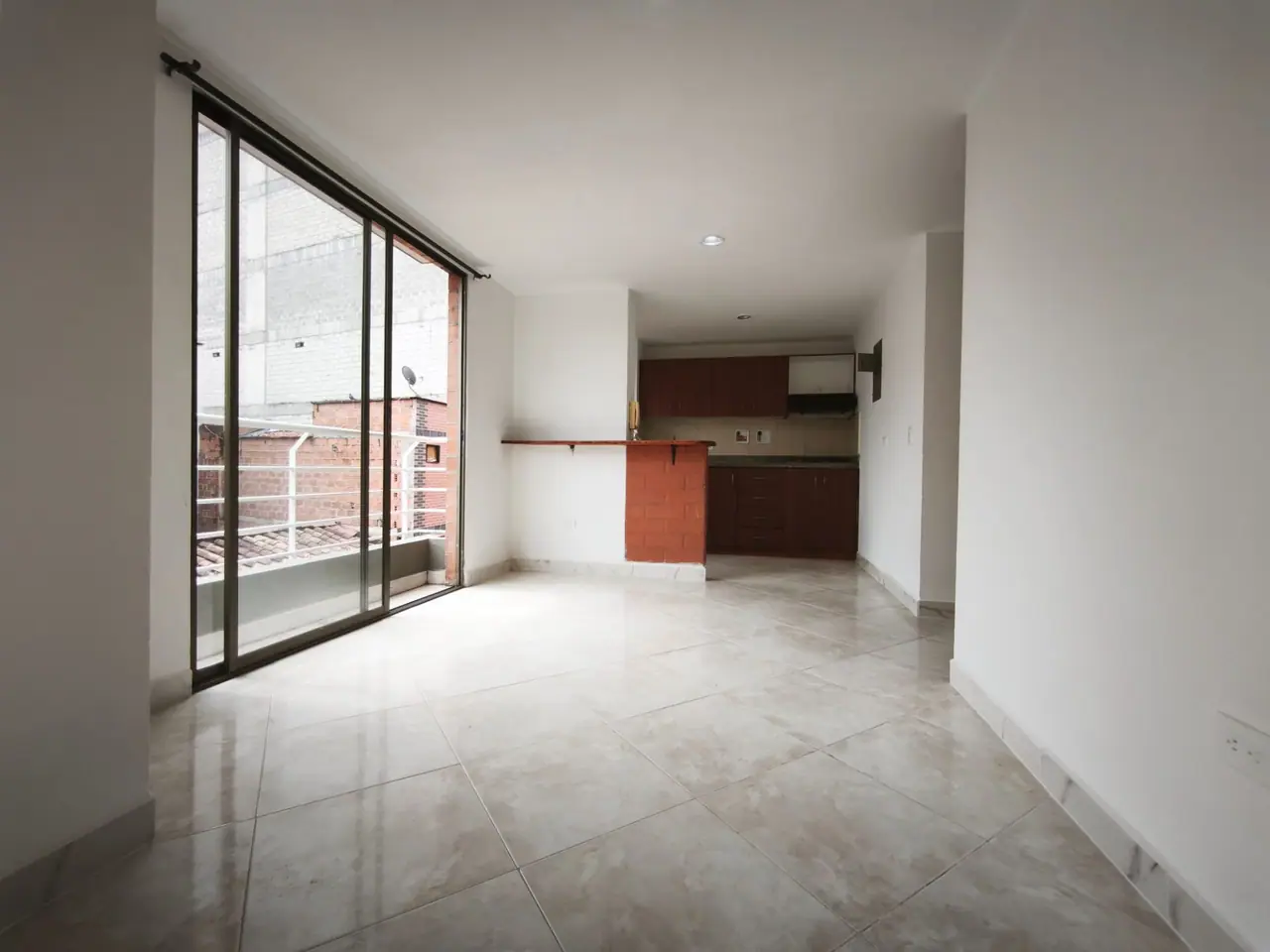 Vive Cómodo y Cerca de Todo! 🏡 A 2 Cuadras del Parque Principal en Sabaneta, Edificio Santa Ana, Sabaneta  - foto 2